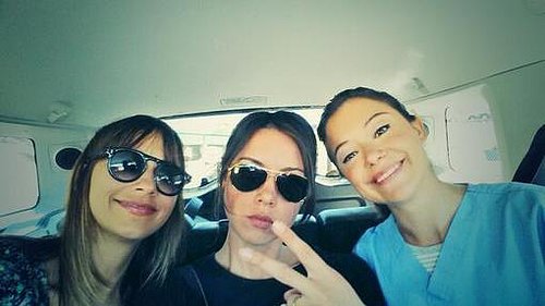 Rashida Jones took a ride with Aubrey Plaza and Orphan Black's Tatiana Maslany.
Source: Twitter user iamrashidajones
Rashida Jones took a ride with Aubrey Plaza and Orphan Black's Tatiana Maslany.
Source: Twitter user iamrashidajones