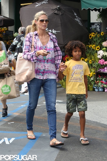 Heidi Klum and Johan Samuel went grocery shopping in LA on Saturday.
Heidi Klum and Johan Samuel went grocery shopping in LA on Saturday.