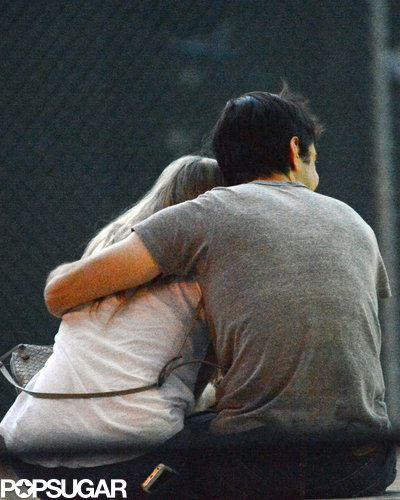 Justin Long Plants a Kiss on Amanda Seyfried — and Her Dog Finn! Justin Long Plants a Kiss on Amanda Seyfried — and Her Dog Finn!
