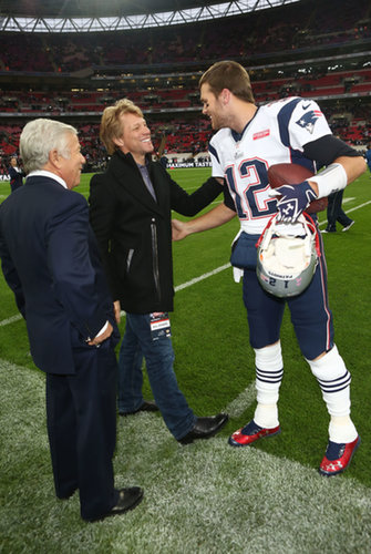 Jon Bon Jovi was greeted on the sidelines by Tom Brady as the New England Patriots took on the St. Louis Rams in February 2013.
Jon Bon Jovi was greeted on the sidelines by Tom Brady as the New England Patriots took on the St. Louis Rams in February 2013.
