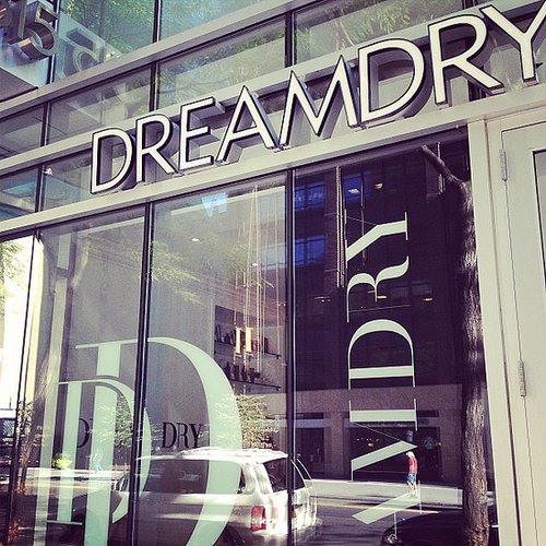 DreamDry salon is opening its latest location just in time for New York Fashion Week.
DreamDry salon is opening its latest location just in time for New York Fashion Week.