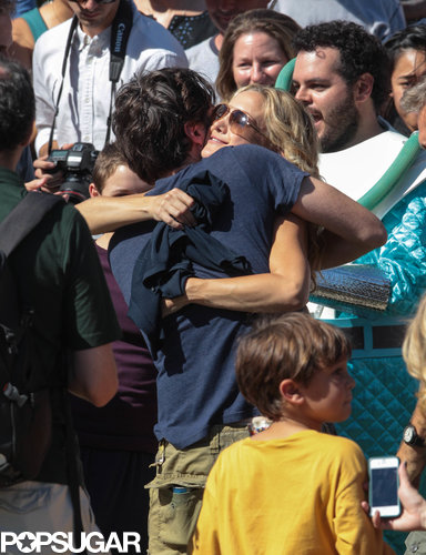 Kate Hudson and Zach Braff hugged during the celebration.
Kate Hudson and Zach Braff hugged during the celebration.