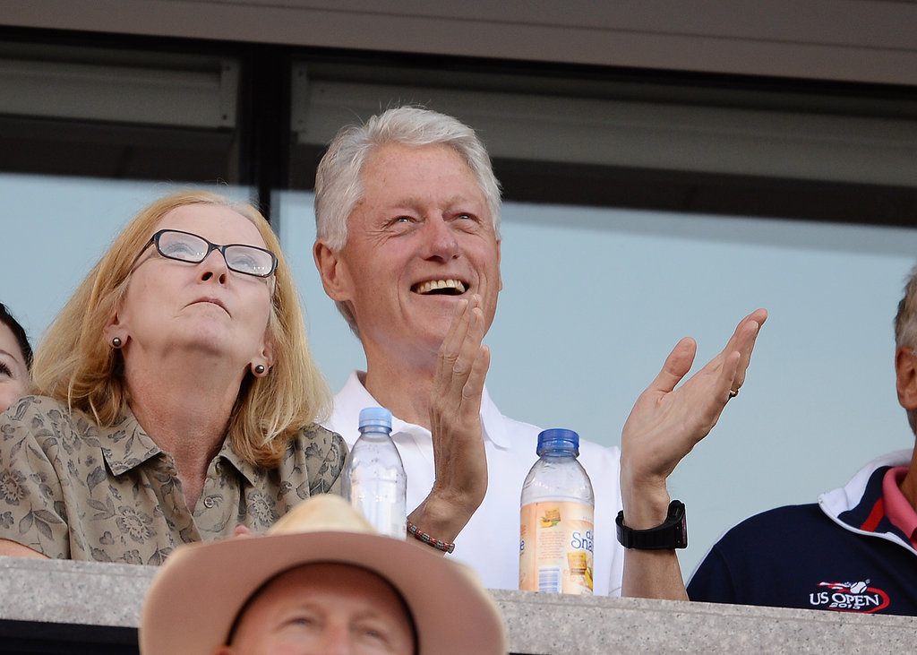 Bill Clinton had a good time watching the tennis.
Bill Clinton had a good time watching the tennis.