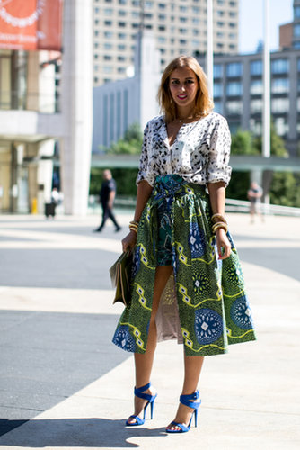 Volume and major prints outside the tents.
Volume and major prints outside the tents.