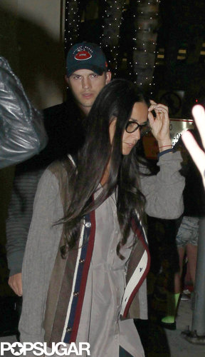 Amicable Exes? Ashton Kutcher Reunites With Ex-Wife Demi Moore For a Flight Amicable Exes? Ashton Kutcher Reunites With Ex-Wife Demi Moore For a Flight