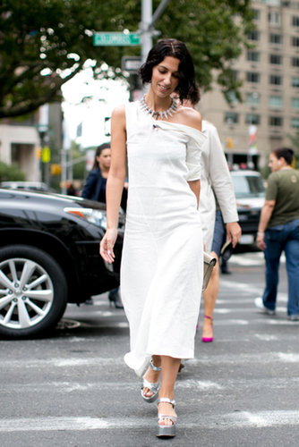The dress said minimalist, the accessories said otherwise.
The dress said minimalist, the accessories said otherwise.
