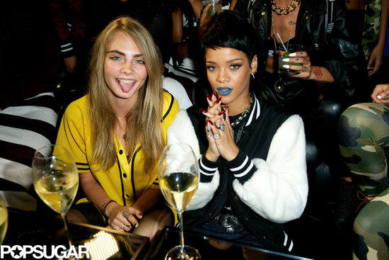 Cara Delevingne drank wine with Rihanna.
Cara Delevingne drank wine with Rihanna.