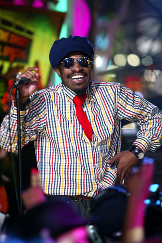 Andre 3000 of Outkast performed in 2003 for TRL's Halloween show.
Andre 3000 of Outkast performed in 2003 for TRL's Halloween show.
