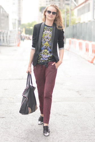 A high-fashion tee can change your whole look.
A high-fashion tee can change your whole look.
