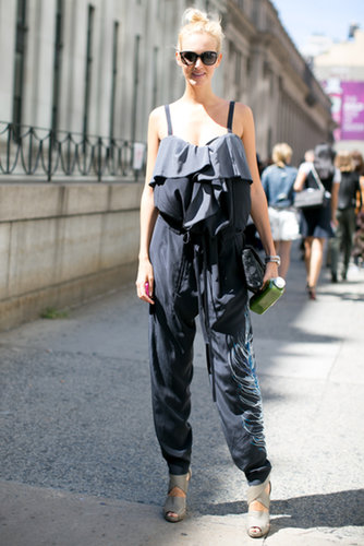 A great jumpsuit and equally awesome heels.
A great jumpsuit and equally awesome heels.