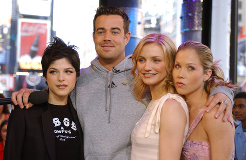 The Sweetest Thing costars Selma Blair, Cameron Diaz, and Christina Applegate snapped a picture with Carson Daly on TRL in 2002.
The Sweetest Thing costars Selma Blair, Cameron Diaz, and Christina Applegate snapped a picture with Carson Daly on TRL in 2002.