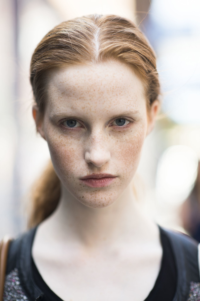 Freckles are the ultimate beauty statement in our book.
Source: Le 21ème | Adam Katz Sinding
Freckles are the ultimate beauty statement in our book.
Source: Le 21ème | Adam Katz Sinding