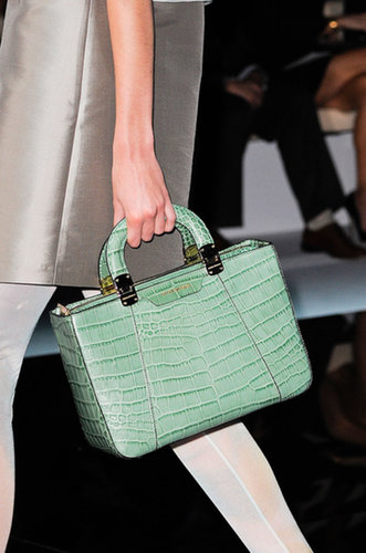 Emporio Armani Spring 2014
Emporio Armani Spring 2014