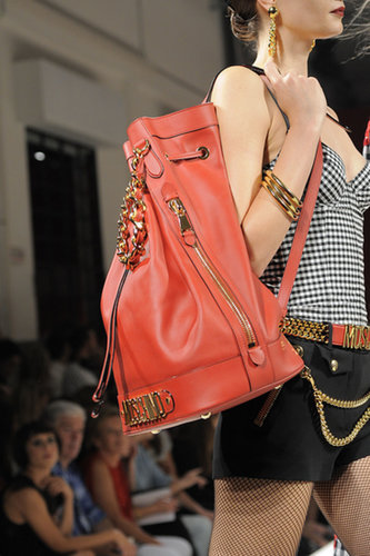 Moschino Spring 2014
Moschino Spring 2014