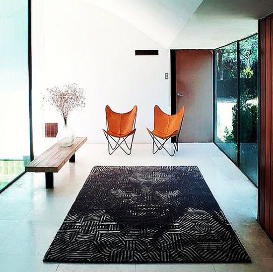 A pair of saddle brown butterfly chairs seem almost formal when used in this modern entryway.
Source: Instagram user interior_to_inspire
A pair of saddle brown butterfly chairs seem almost formal when used in this modern entryway.
Source: Instagram user interior_to_inspire
