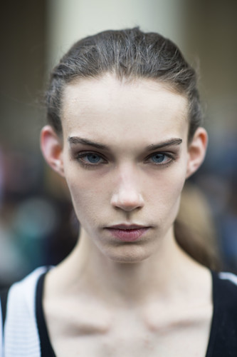 Second-day hair? Pull it back into a messy ponytail.
Source: Le 21ème | Adam Katz Sinding
Second-day hair? Pull it back into a messy ponytail.
Source: Le 21ème | Adam Katz Sinding