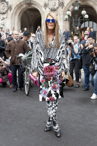 Anna Dello Russo knows how to draw a crowd.
Anna Dello Russo knows how to draw a crowd.