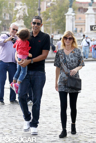 Ellen Pompeo and her husband, Chris Ivery, vacationed in Rome with their daughter, Stella, — Alicia Keys was also nearby with her family!
Ellen Pompeo and her husband, Chris Ivery, vacationed in Rome with their daughter, Stella, — Alicia Keys was also nearby with her family!
