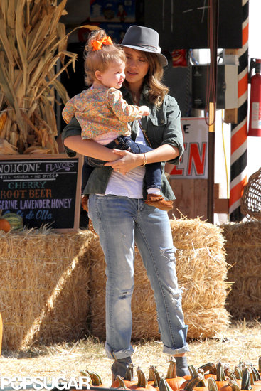 Jessica Alba held on to her daughter Haven Warren at the pumpkin patch in LA.
Jessica Alba held on to her daughter Haven Warren at the pumpkin patch in LA.