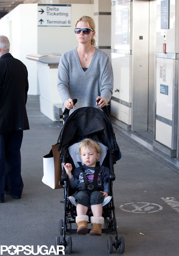 January Jones arrived at LAX with her son, Xander.
January Jones arrived at LAX with her son, Xander.
