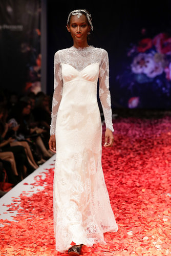 Wear Your Lace on Your Sleeves Wear Your Lace on Your Sleeves