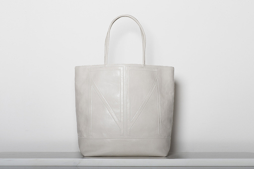 TM Love Calf Tote in Off White ($995)
Photo courtesy of Tamara Mellon
TM Love Calf Tote in Off White ($995)
Photo courtesy of Tamara Mellon