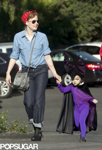 Amy Adams joined her little one in the Halloween fun, showing off an easy-to-re-create Rosie the Riveter costume.
Amy Adams joined her little one in the Halloween fun, showing off an easy-to-re-create Rosie the Riveter costume.