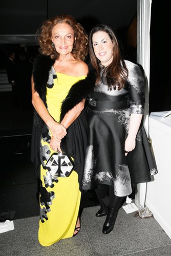 Diane von Furstenberg and Mary Katrantzou did their prints proud at the Two x Two event in Dallas.
Diane von Furstenberg and Mary Katrantzou did their prints proud at the Two x Two event in Dallas.
