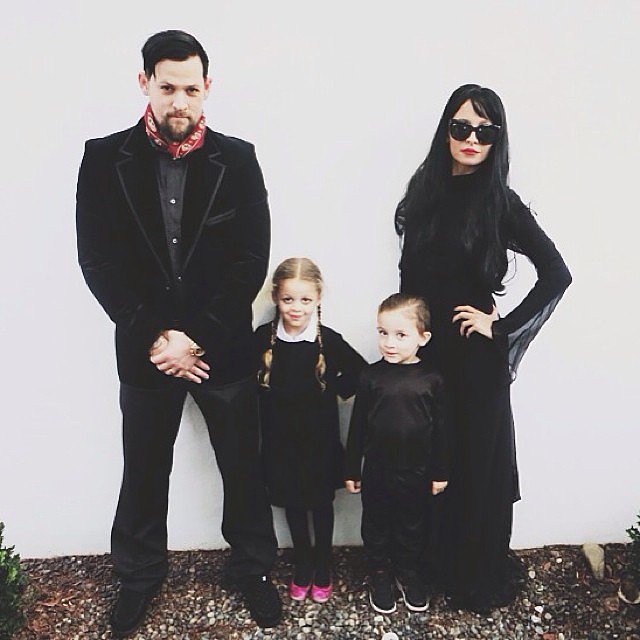 Nicole Richie, Joel Madden, and their kids Harlow and Sparrow channeled the Addams Family.
Source: Instagram user nicolerichie
Nicole Richie, Joel Madden, and their kids Harlow and Sparrow channeled the Addams Family.
Source: Instagram user nicolerichie