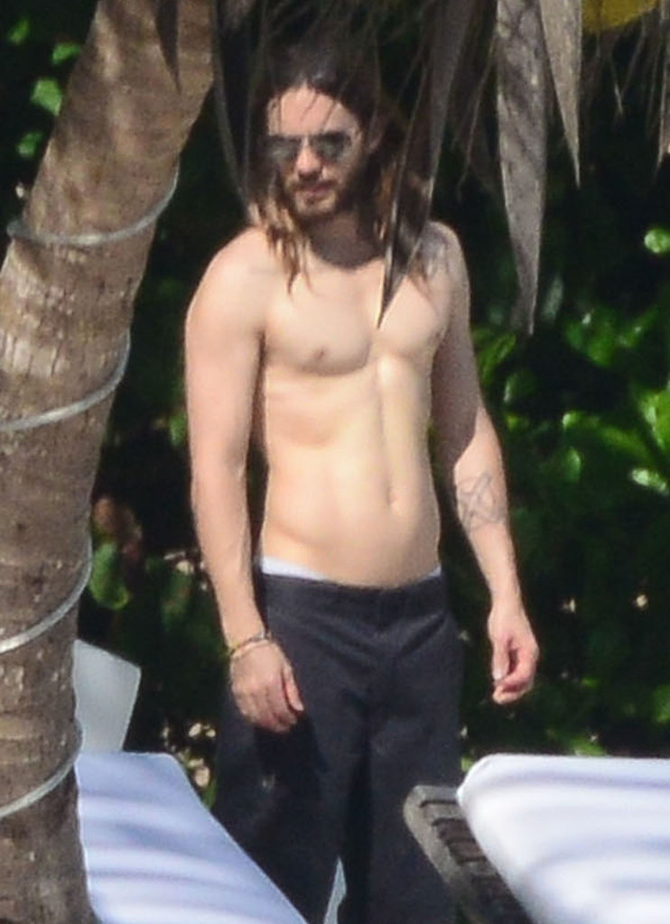 Jared Leto sported a muscular frame during his trip to Mexico. Jared Leto sported a muscular frame during his trip to Mexico.
