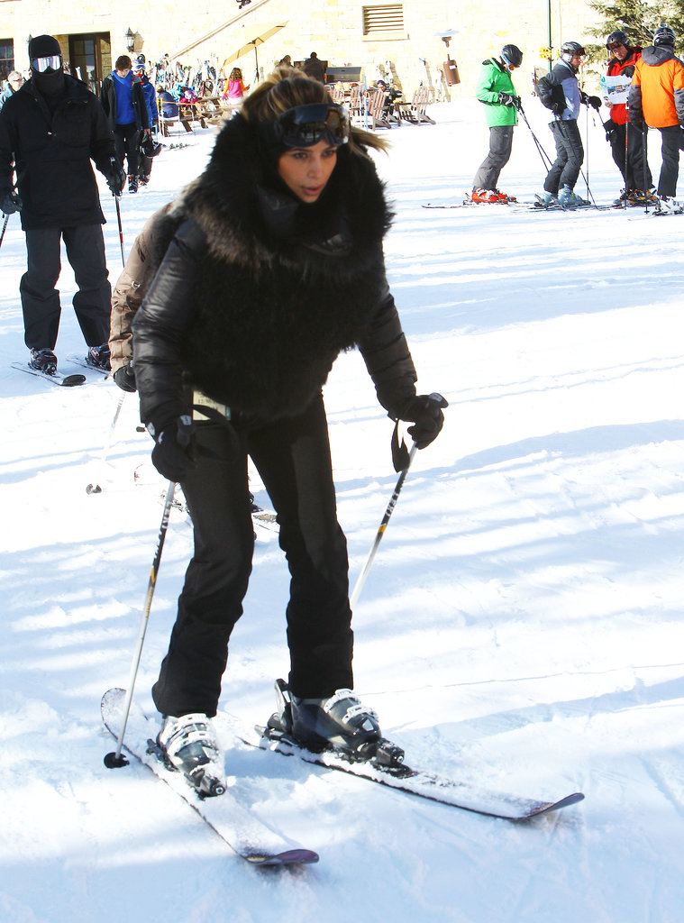 дресс код для горнолыжного курорта. Kim bundled up day skiing. дресс код для горнолыжного курорта фото. дресс код для горнолыжного курорта-Kim bundled up day skiing. картинка дресс код для горнолыжного курорта. картинка Kim bundled up day skiing. Если, вдохновившись списком лучших горнолыжных курортов, вы собираетесь провести ближайший отпуск на живописном склоне, вам непременно потребуется соответствующее обмундирование.
