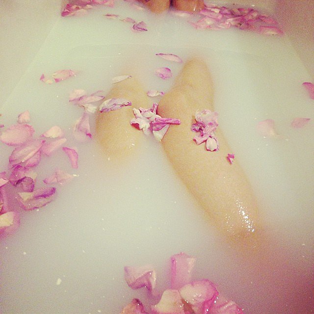 Bathe in Milk Bathe in Milk