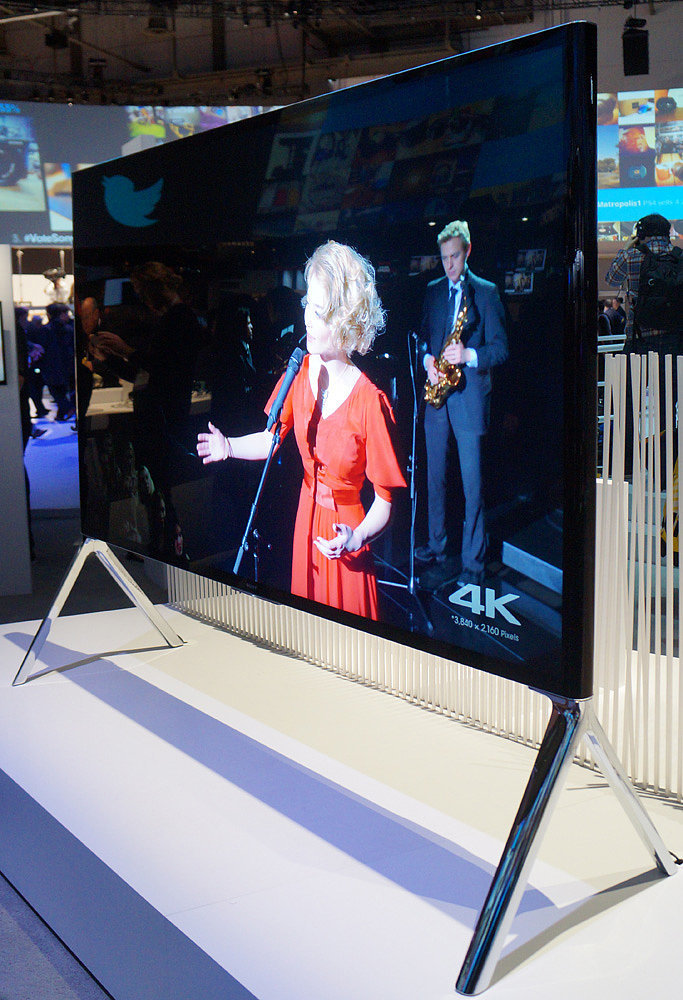 Sony's XBR Sony's XBR