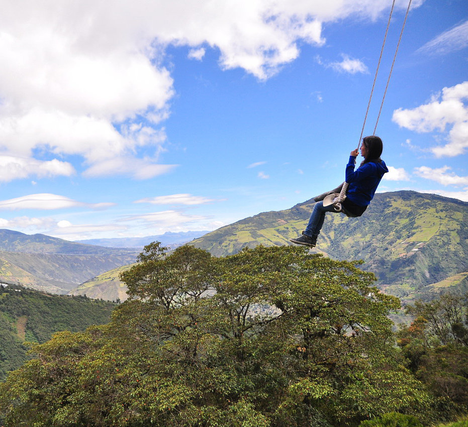 Swing on the Edge of the World in Ecuador Swing on the Edge of the World in Ecuador