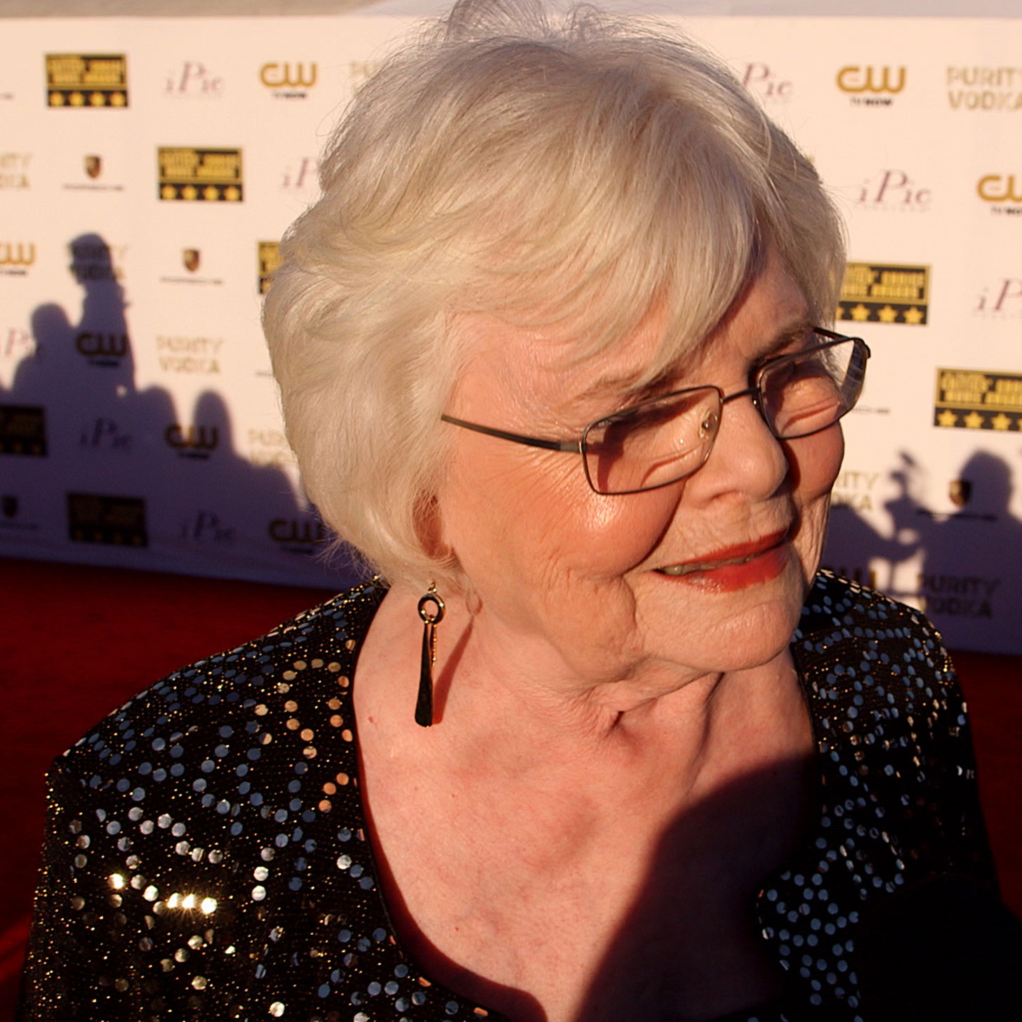 Oscar Nominee June Squibb on Joining Girls and the "In-Control" Lena Dunham