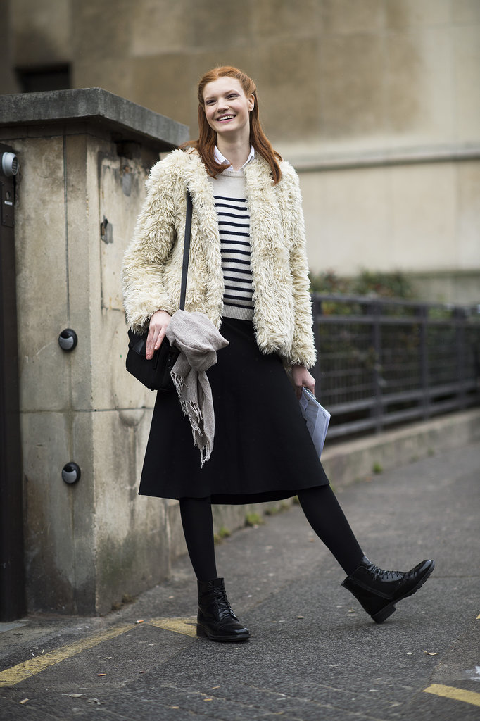 She mastered the chic Parisian vibe in her stripes and furry topper.
Source: Le 21ème | Adam Katz Sinding
She mastered the chic Parisian vibe in her stripes and furry topper.
Source: Le 21ème | Adam Katz Sinding