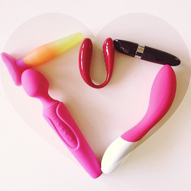 American Women Take Vibrators Everywhere American Women Take Vibrators Everywhere