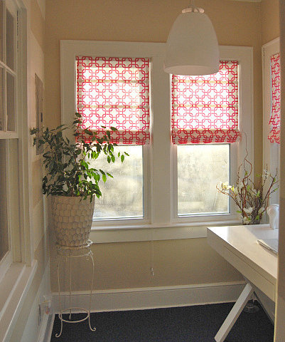A side view of the office.
Source: Made2Style
A side view of the office.
Source: Made2Style