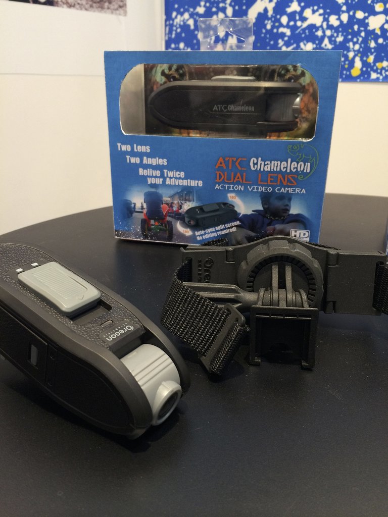 Oregon Scientific ATC Dual Camera Chameleon Oregon Scientific ATC Dual Camera Chameleon