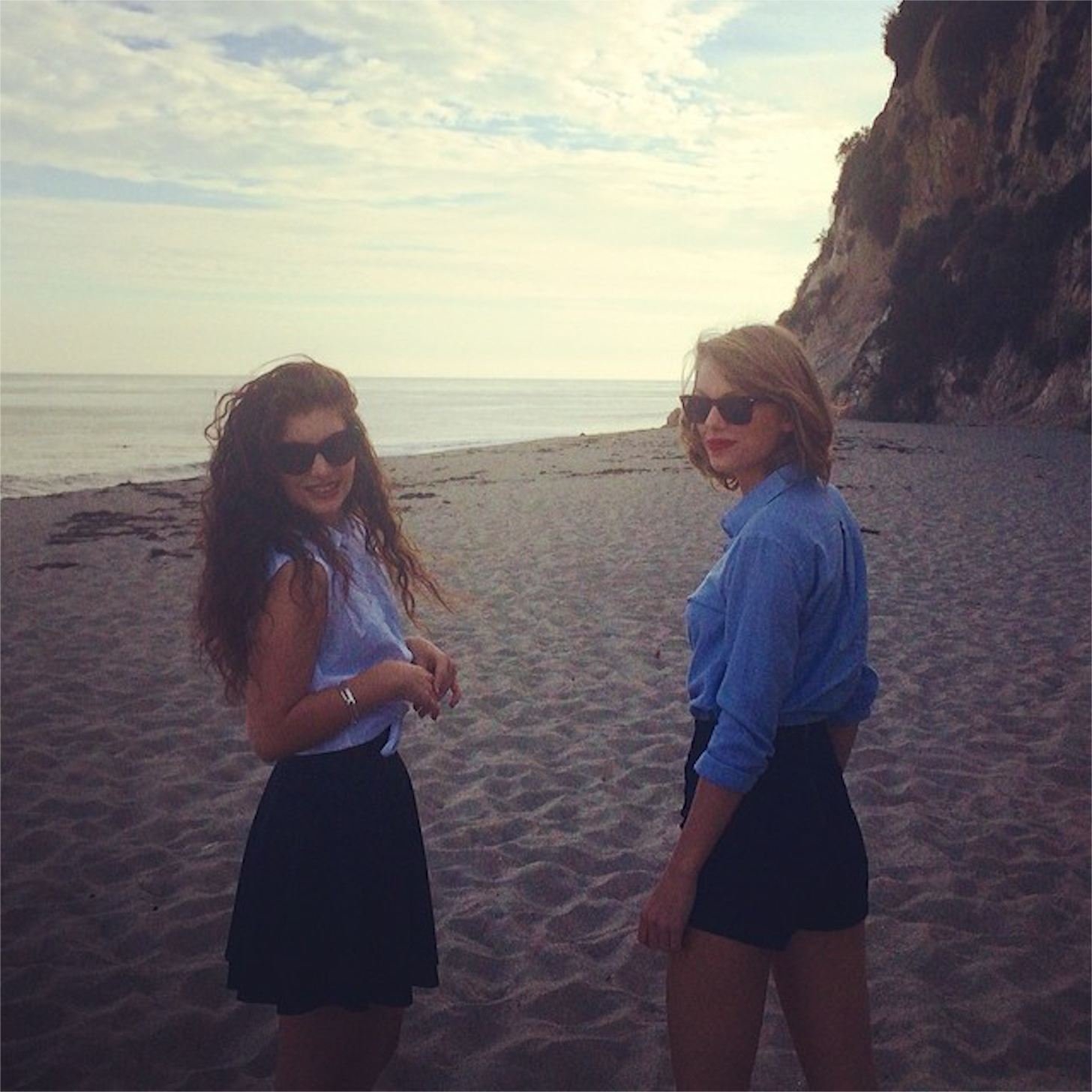 See Taylor Swift and Lorde's Stylish Beach Weekend!