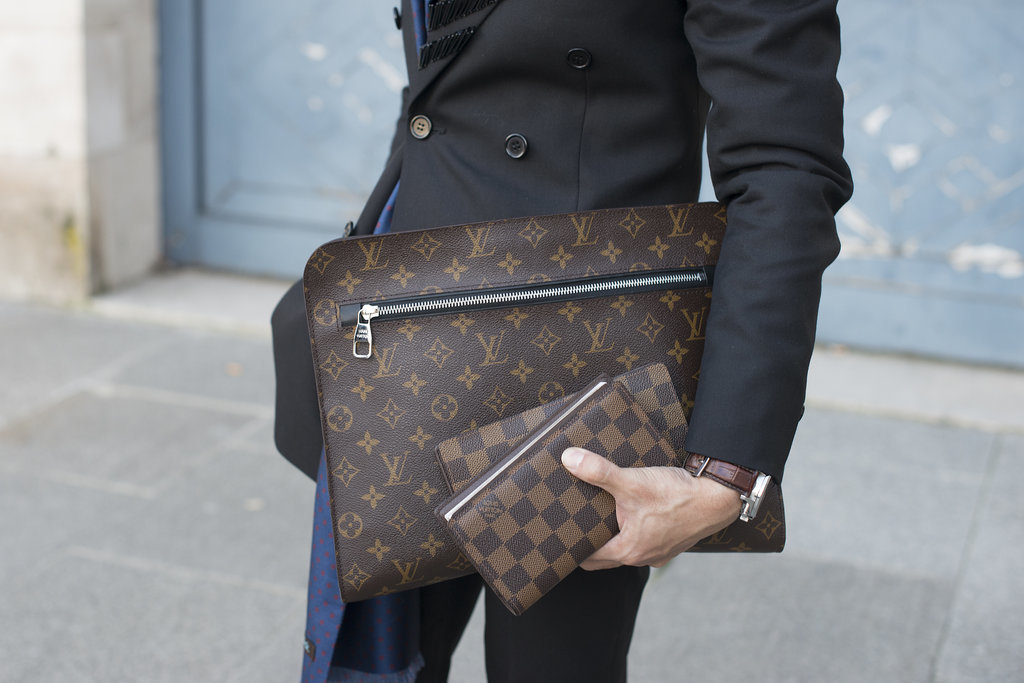 Even the guys come equipped with some serious arm candy.
Even the guys come equipped with some serious arm candy.