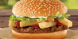 14 Fast Food and Restaurant Employees Confess the One Item You Should Never Order 14 Fast Food and Restaurant Employees Confess the One Item You Should Never Order