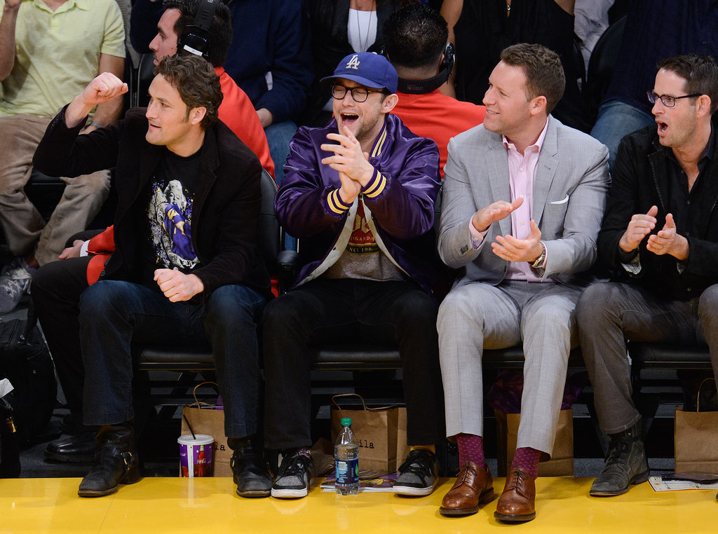 Joseph Gordon-Levitt clapped on as the LA Lakers competed against the Oklahoma City Thunder.
Joseph Gordon-Levitt clapped on as the LA Lakers competed against the Oklahoma City Thunder.
