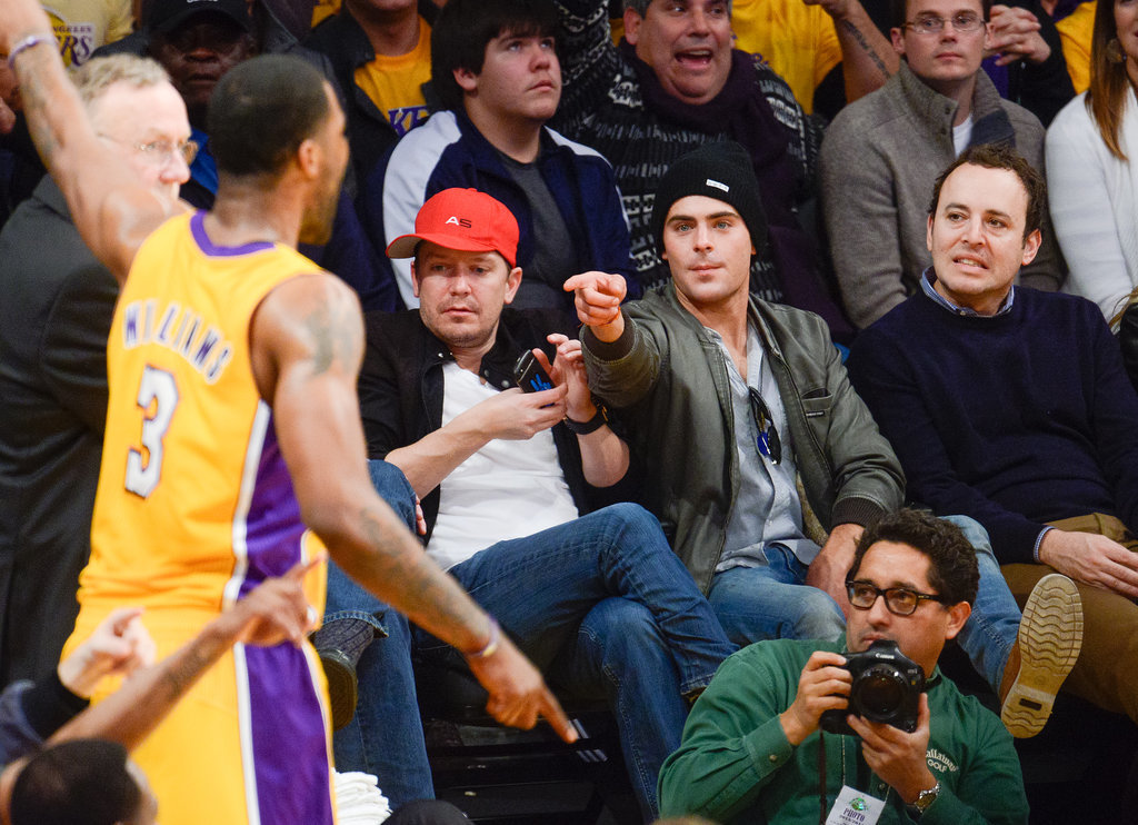 In December 2013, Zach Efron got involved when his LA Lakers played the Minnesota Timberwolves.
In December 2013, Zach Efron got involved when his LA Lakers played the Minnesota Timberwolves.