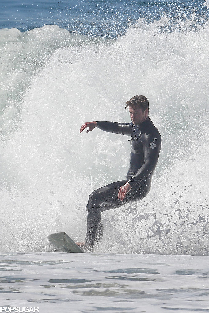 Let Chris Hemsworth Give You a Sexy Surfing Lesson