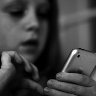 When Kids Should Get Cellphones? When Kids Should Get Cellphones?