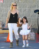 Sarah Michelle Gellar & Charlotte: Sunny Smiles Sarah Michelle Gellar & Charlotte: Sunny Smiles