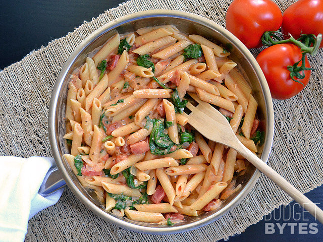 Creamy Tomato-Spinach Pasta Creamy Tomato-Spinach Pasta