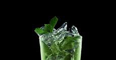 Happy Hour: The Lucky Pears Faux-jito Happy Hour: The Lucky Pears Faux-jito