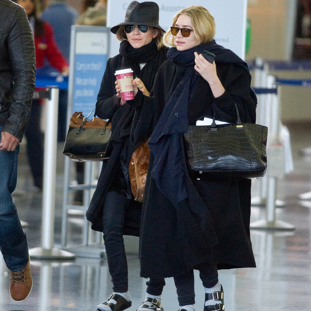 Mary-Kate and Ashley Olsen Wearing Birkenstocks Mary-Kate and Ashley Olsen Wearing Birkenstocks